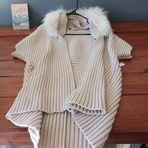 Jennifer Lopez Ladies Sweater Small